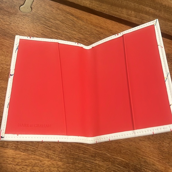 Mark & Graham Passport Holder- Skiers - Picture 3 of 4